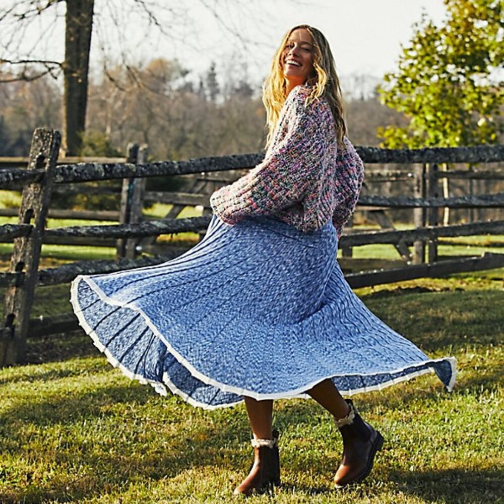 Free People Gold Coast Knit Maxi Skirt in Bottle Blue, size Medium